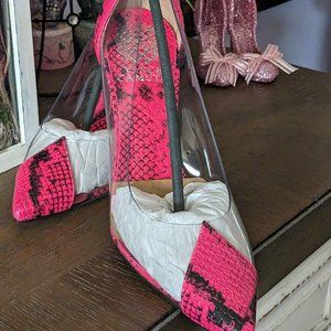 New Vince Camuto Stunning And Sexy Pink And Clear Faux Snake Skin Stilettos